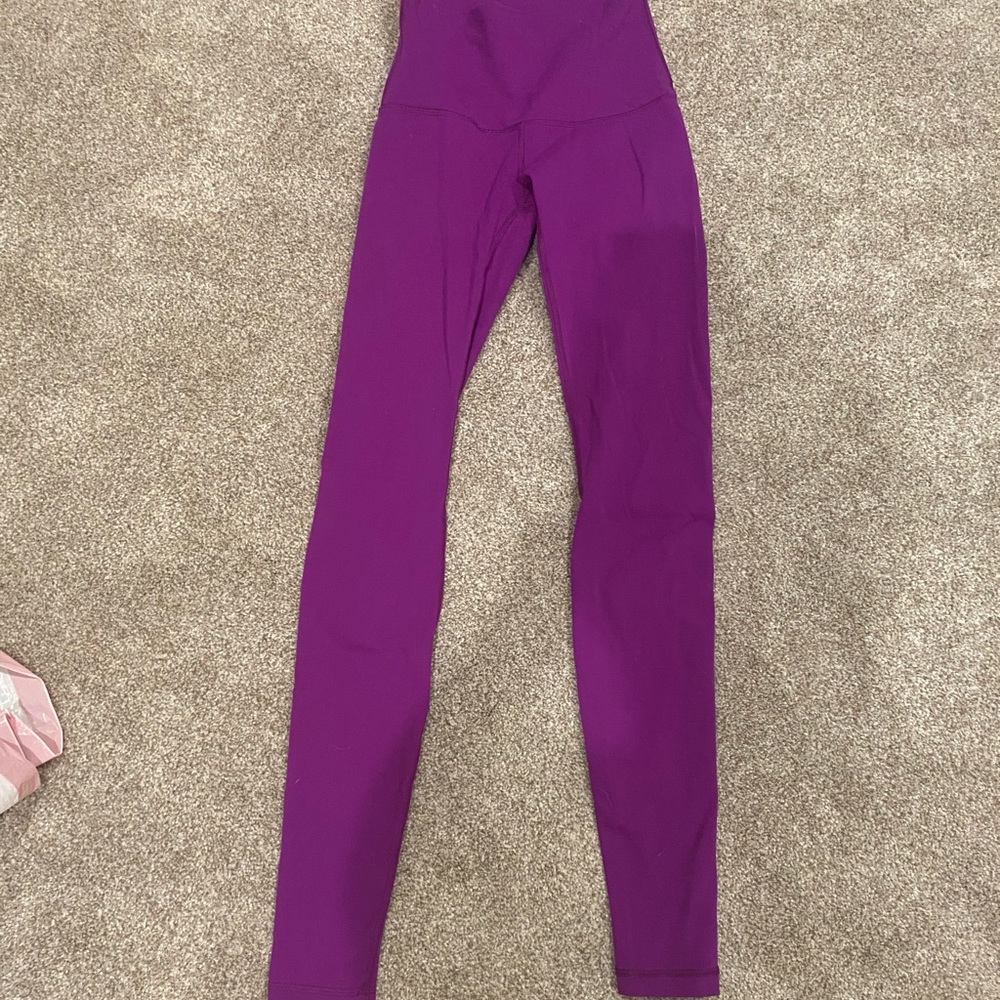 Purple Lululemon wonder under high rise leggings!